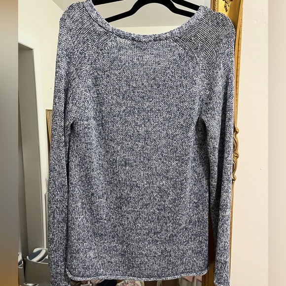 H&M oversized V neck knit sweater size sm/md - Picture 2 of 7